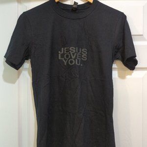 Jesus Loves You tee size small